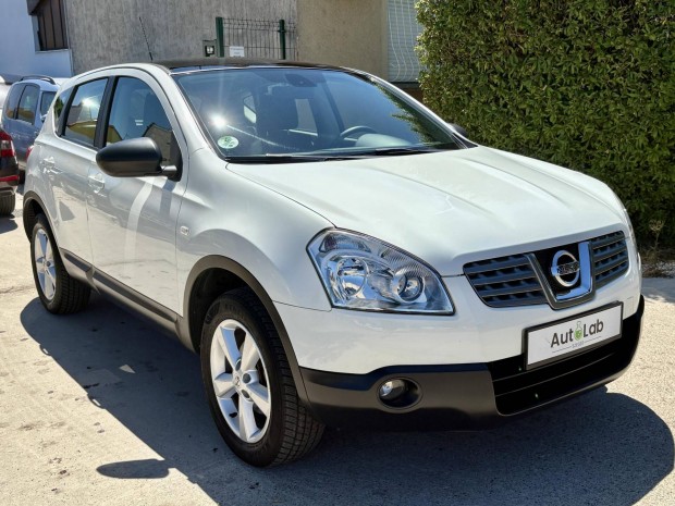 Nissan Qashqai 1.6 Tekna 2WD / Panorámatető / T...