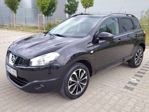 Nissan Qashqai 1.6 Tekna Sérülésmentes!