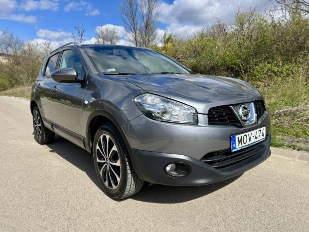 Nissan Qashqai 1.6 dCi Tekna Start&Stop Panorám...