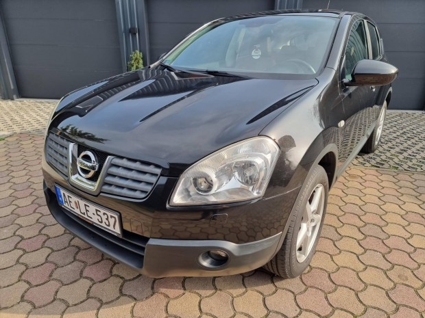 Nissan Qashqai 1.6 i-Way 2WD Nagyon Szép.Barna...