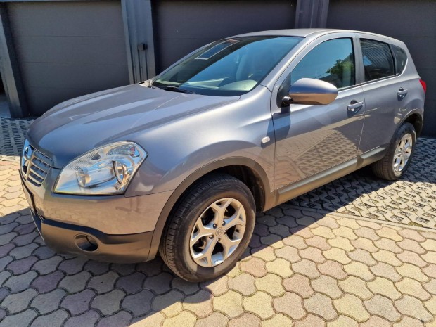 Nissan Qashqai 2.0 Acenta 4WD Szívóbenzin. Össz...