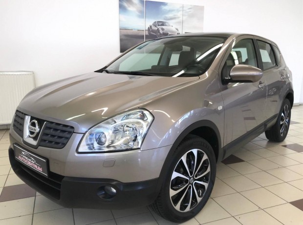 Nissan Qashqai 2.0 Tekna 2WD Navi+Kamera!Tempom...