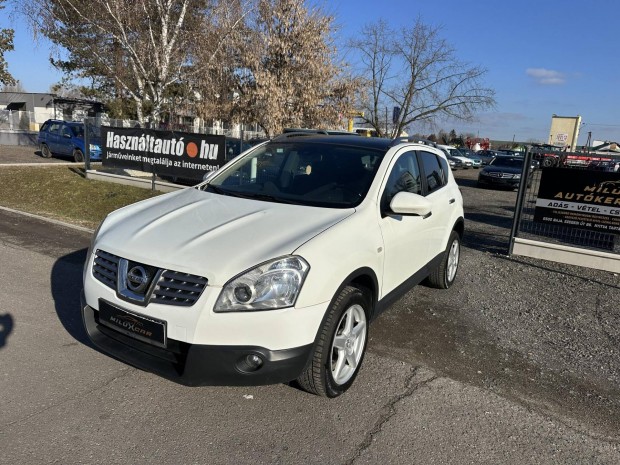 Nissan Qashqai 2.0 dCi Visia Navi.Panormatet