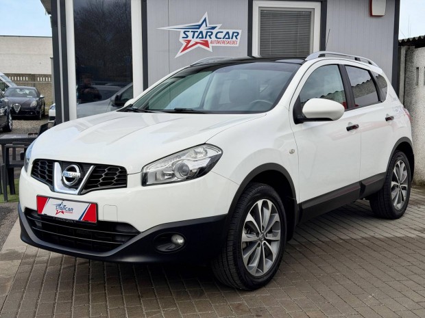 Nissan Qashqai 2.0 i-Way CVT Pano / Kamera / �l...