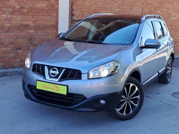 Nissan Qashqai+2 2.0 Tekna Panorma-7Szemly-XE...