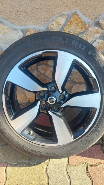 Nissan Qashqai Gyri Alufelni 18"  5*114.3