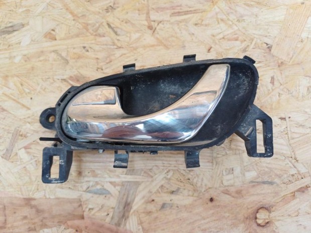 Nissan Qashqai J11 (2016-2020) Bal Els� Ajt� Bels� Kilincs