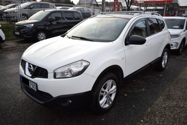 Nissan Qashqai Qashqai+2 1.5 dCi Tekna 7 szem�ly