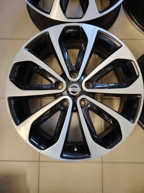 Nissan Qashqai Renault alufelni 18 5x114,3