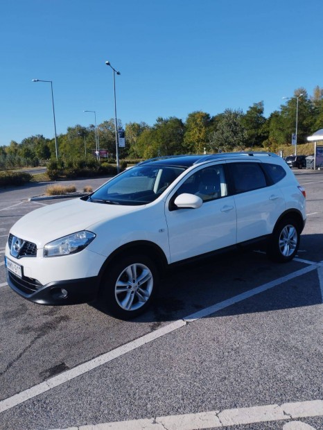 Nissan Qashqai +2