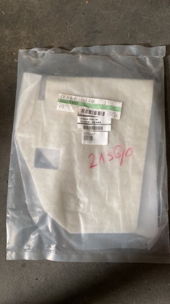 Nissan Qashqai h�ts� ajt� hangszigetel� 828604EA0A elad�