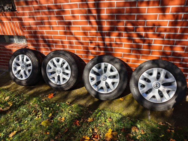 Nissan Qashqai j11 gyári téli kerék szett eladó!