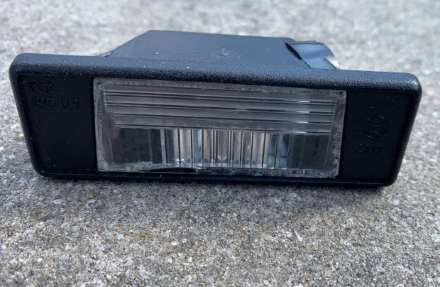 Nissan Qashqai rendsz�mr�bla vil�g�t�s