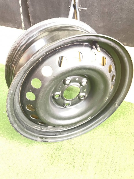 Nissan Qasqai 16" 4db ac�lfelni