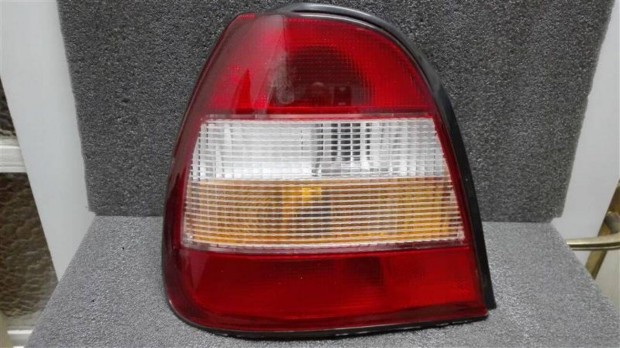 Nissan Sunny N14 h�ts�l�mpa bal (5) 1991 -> 1994