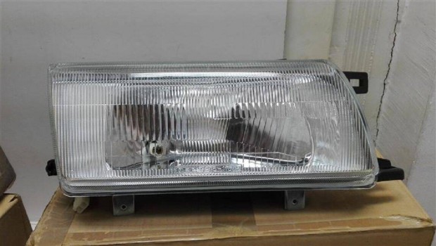 Nissan Sunny Y10 f�nysz�r� jobb kombi 1991 -> 1994