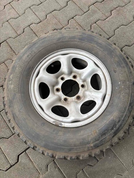 Nissan Terrano II. lemezfelni elad