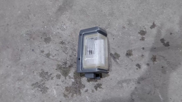 Nissan Terrano WD21 87- Jobb oldali helyzetjelz� l�mpa f�nysz�r� 8324