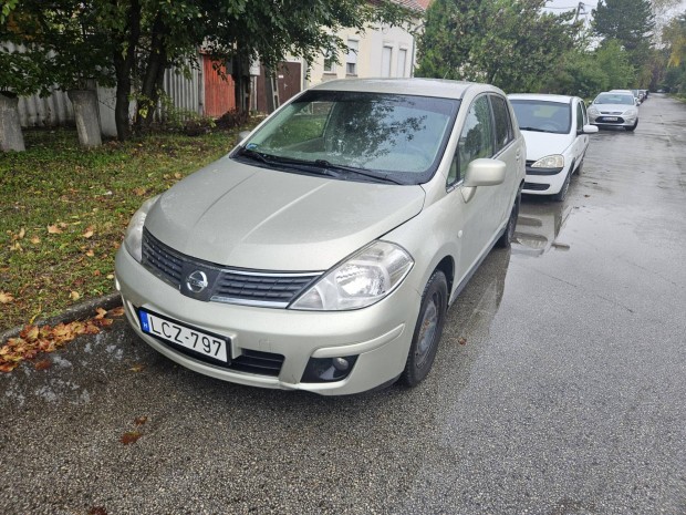 Nissan Tiida 1.6 Acenta vonóhorog.digit klima