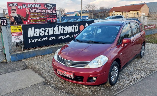 Nissan Tiida 1.6 Tekna 1.5-�v m�szaki-xenon-nap...