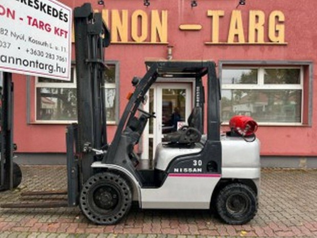 Nissan UGL02A30W Használt Targonca /1615/