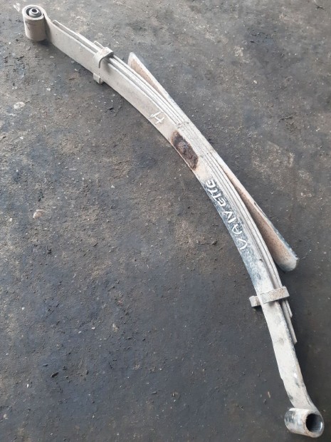 Nissan Vanette Cargo Hátsó Laprugó