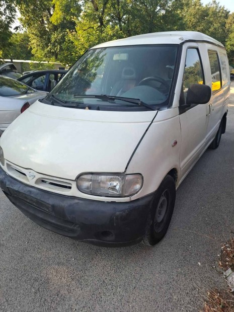 Nissan Vanette Cargo bontott klma kompresszor