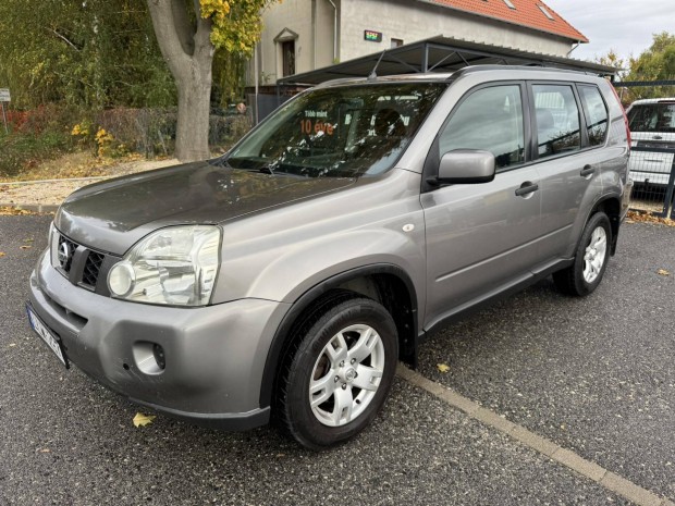 Nissan X-Trail 2.0 dCi LE Navi!Szkönyv!Szép Áll...