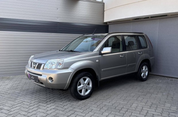 Nissan X-Trail 2.2 dCi Comfort Columbia Garanci...