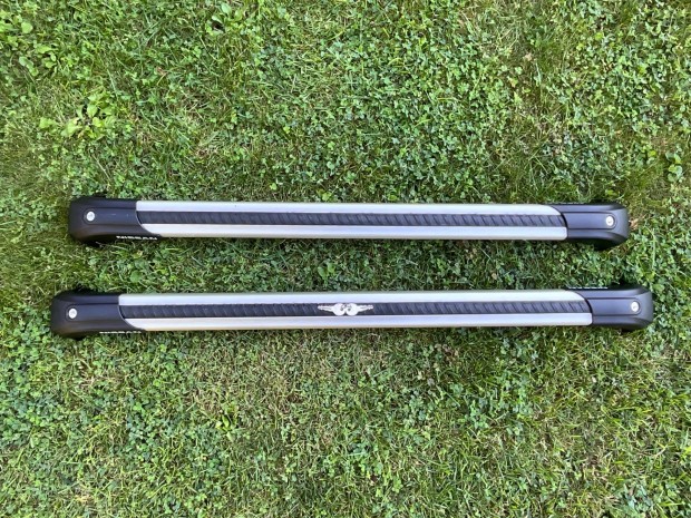 Nissan X-Trail Qashqai gyri zrhat tetcsomagtart 2 db kulccsal