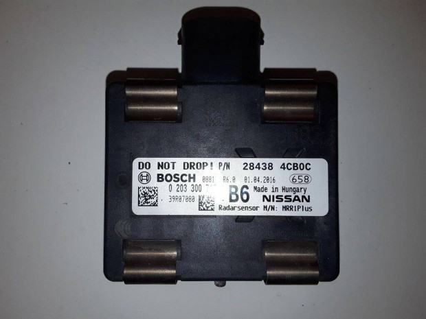 Nissan X-Trail T32 Tvolsgtart radar 284384CB0C