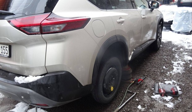 Nissan X-Trail (2022- ) j 17 colos mankkerk 155/90r17 mretben