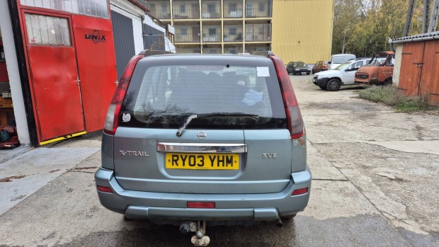 Nissan X-trail bontas