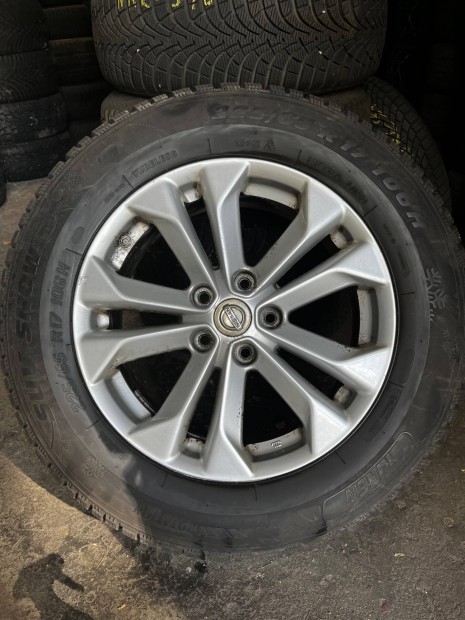 Nissan Xtrail 4 db alufelni és téli gumi 225/65 R17