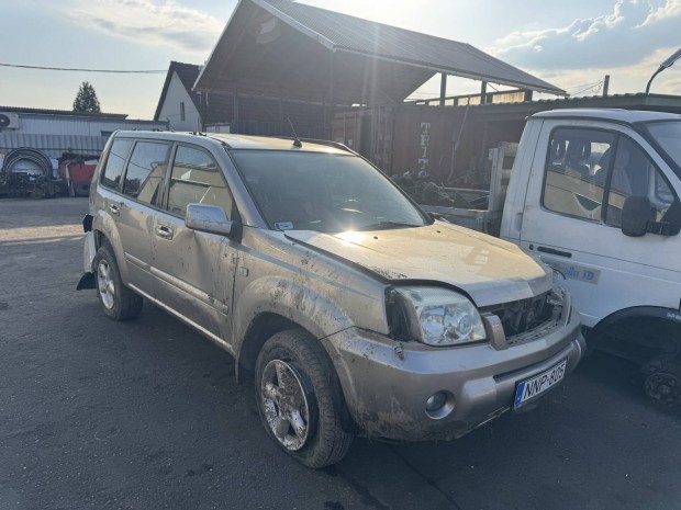 Nissan Xtrail bontott alkatr�szek