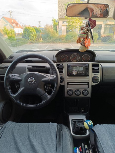 Nissan Xtrail elad
