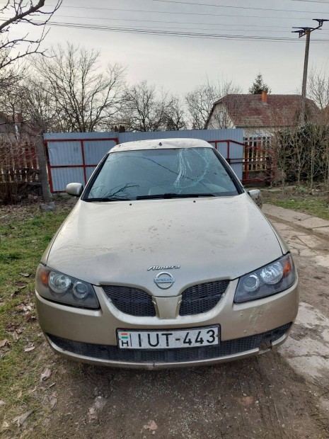 Nissan almera 1.5 trtt