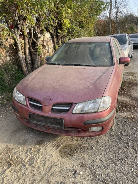 Nissan almera n16 