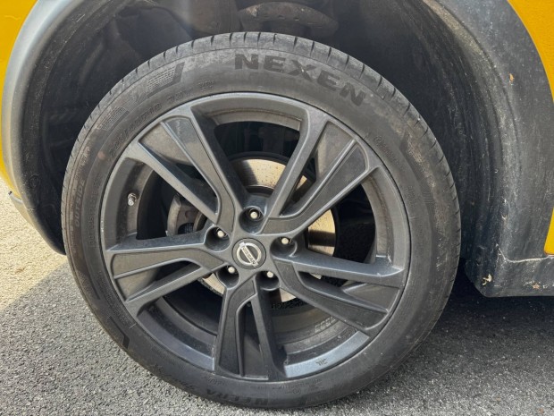 Nissan alufelni-nyári gumi szett (4 db)