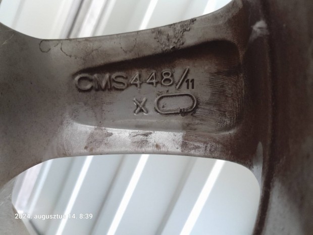 Nissan alufelni nyomsrzkelvel