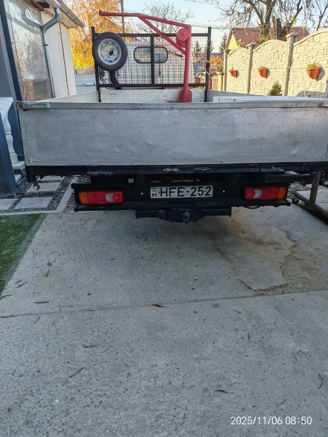 Nissan cabstar 3000tdi . 