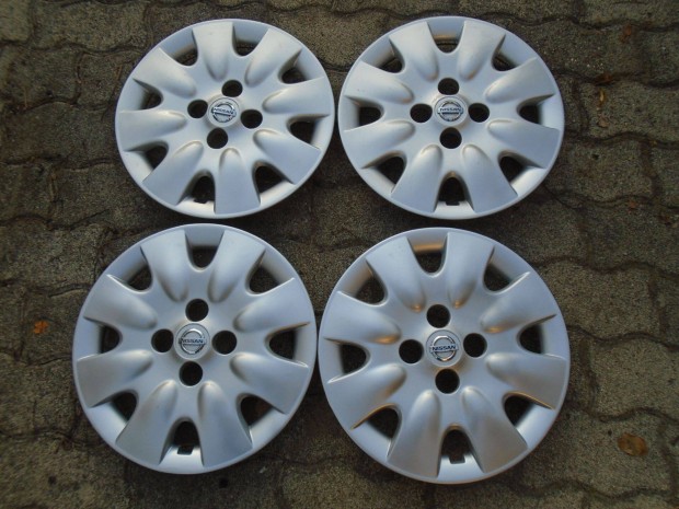 Nissan gyri 14" dsztrcsa garnitra elad