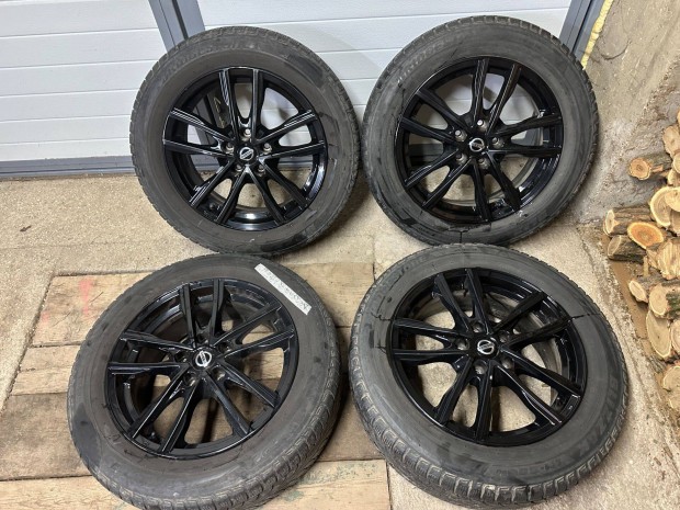 Nissan gyri 17-es alufelni szett elad