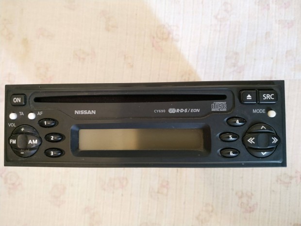 Nissan gyári CD játszós autórádió