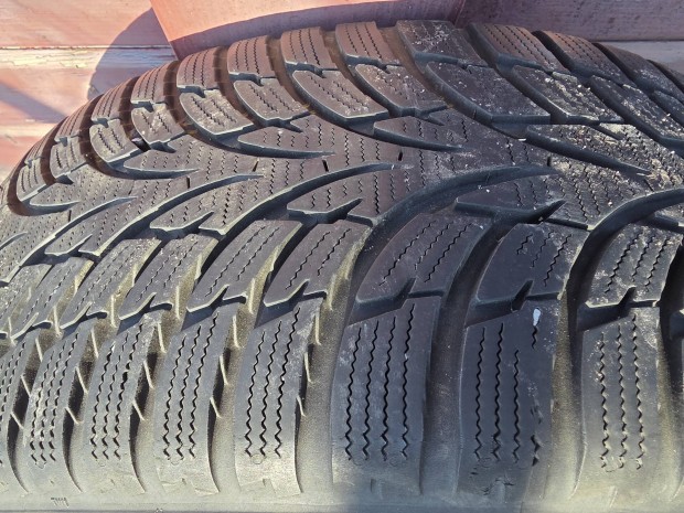 Nissan p�tker�k Nokian t�ligumival