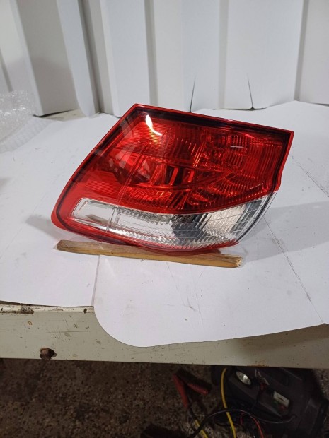 Nissan qashqai I jobb hátsó lámpa gyári új eladó
