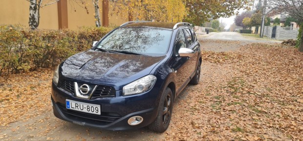 Nissan qashqai +2. 2.0 Benzin