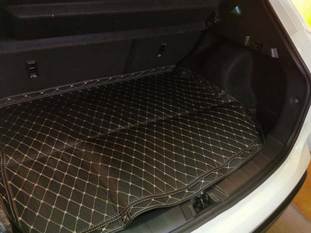 Nissan qashquai J11 tip. PU bör méretpontos csomagtértálca