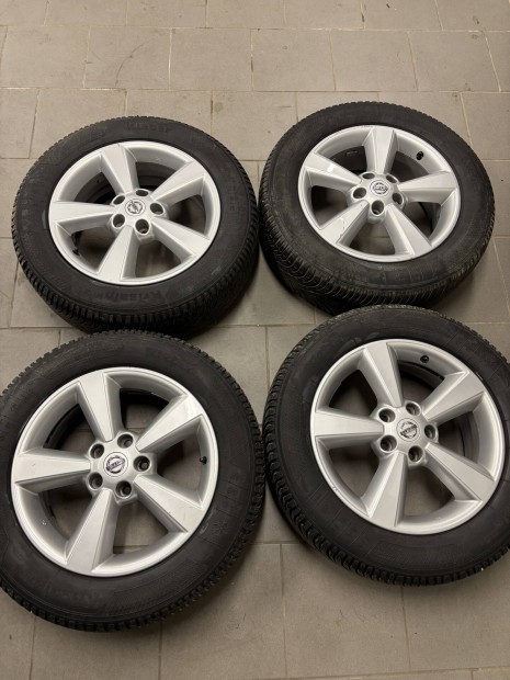 Nissan qasqai 6,5x17 et40 5x114,3 gyari alufelni