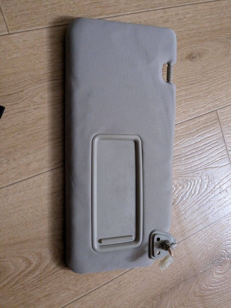 Nissan tiida 2007 jobb oldali napellenz� b�zs